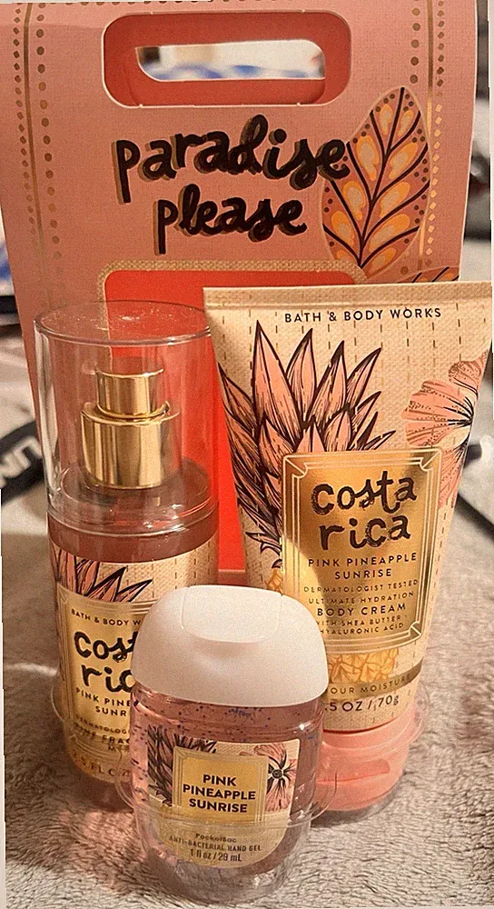 Paradise Costa Rica Bath & Body Works Pink Pineapple Sunrise Gift Set Mist 3 Pcs